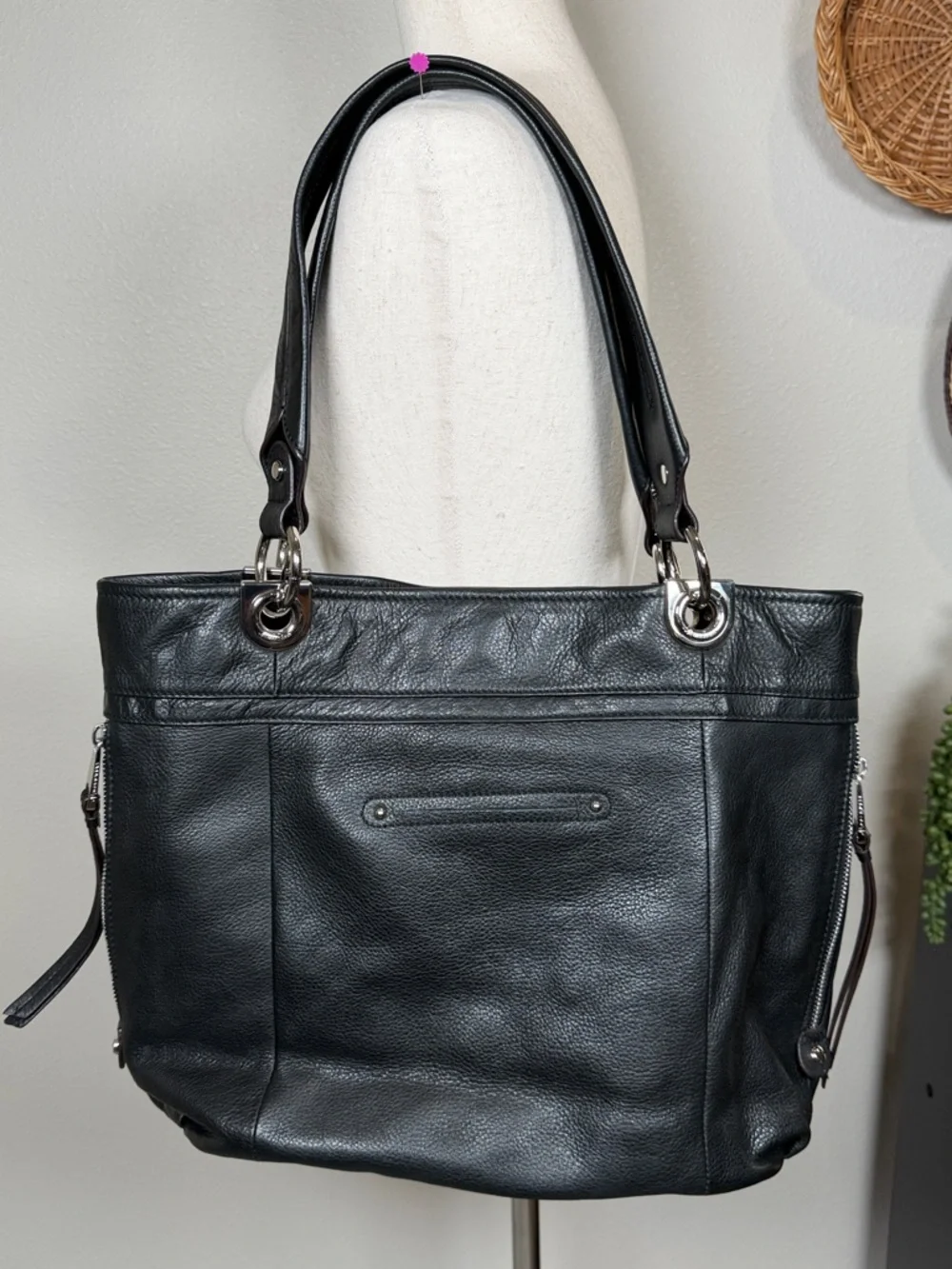 B. Makowsky Leather Hobo Shoulder Bag Black Silver Hardware Leopard Print Purse